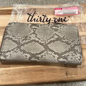 NWT ThirtyOne All About the Benjamins wallet
